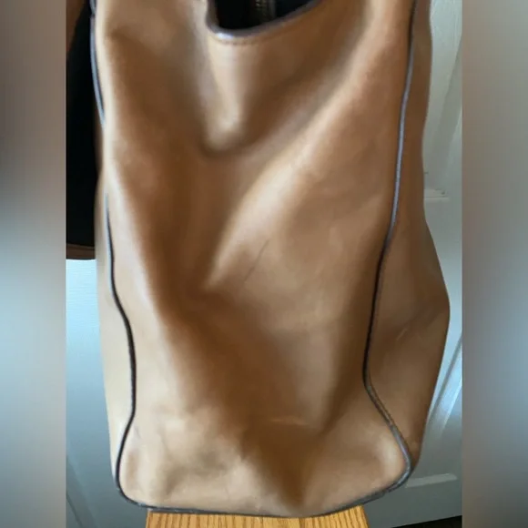 COACH Legacy Pinnacle Harper Turn Lock Satchel Tawny Brown Leather A1371-23563 - Picture 11 of 16